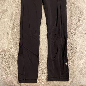 Lululemon Capri Leggings, Hit Mid Calf
